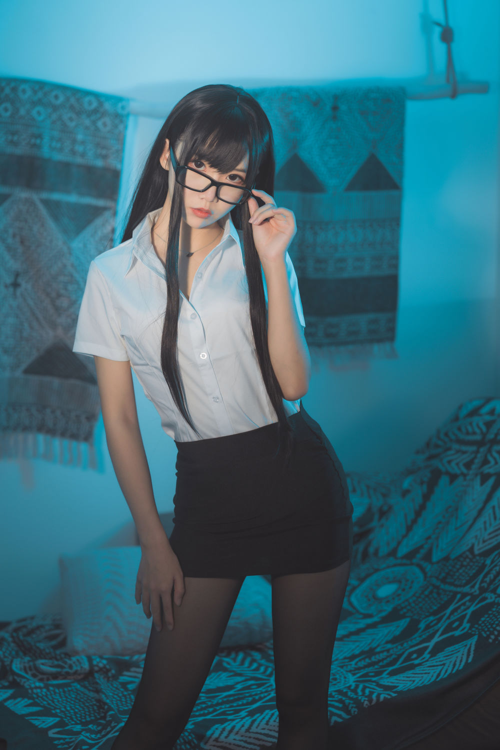 图片[1]-No.022-醉酒OL [26P]-飞图屋
